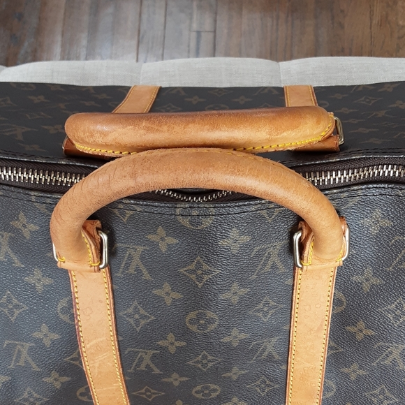 Authentic Louis Vuitton  Bandolier 50 - Picture 8 of 16